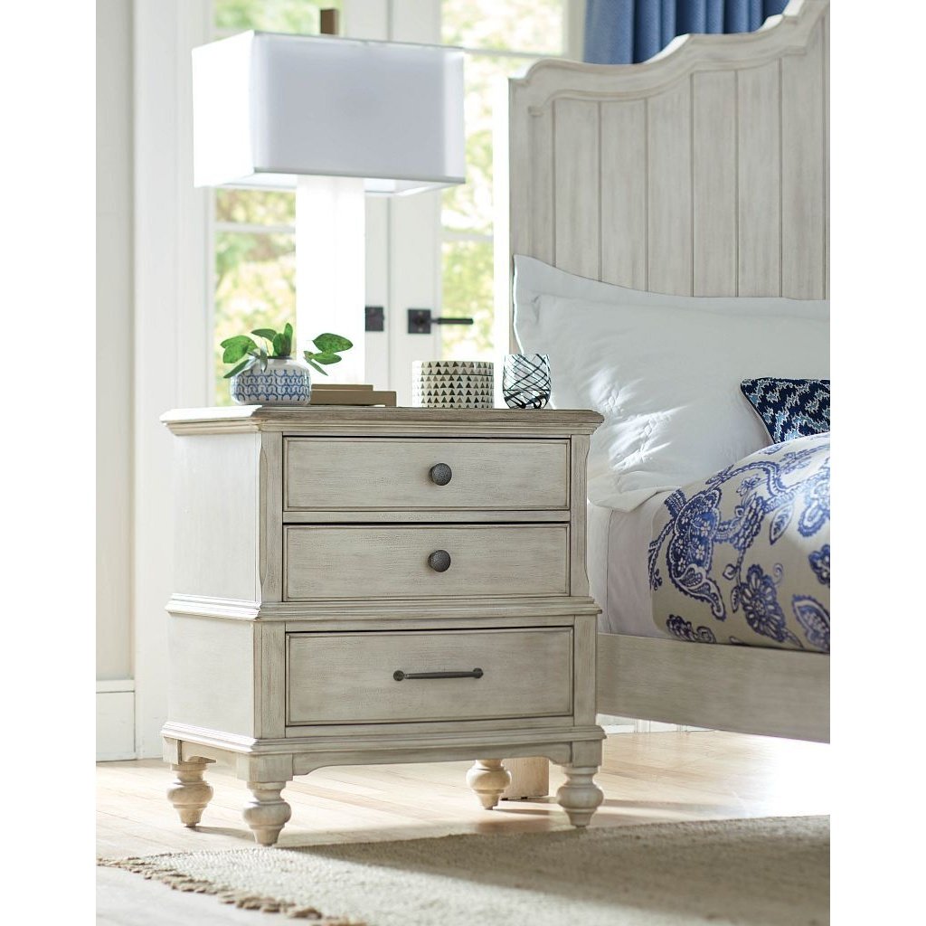 Moray Nightstand
