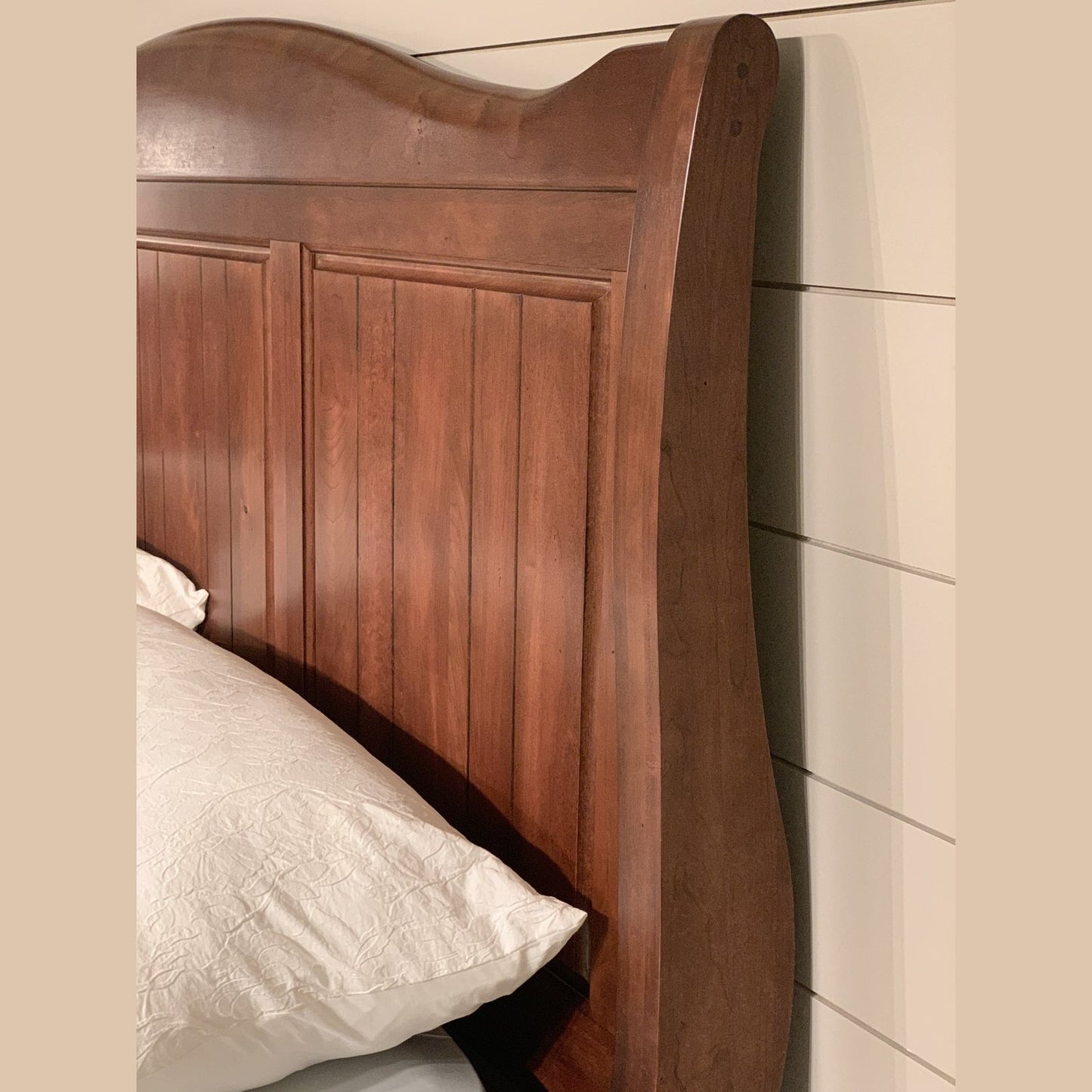 Heritage Sleigh Bed King