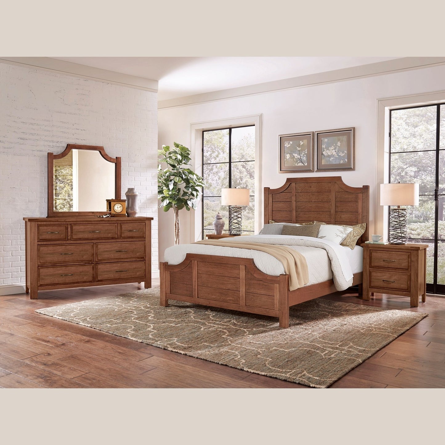 Maple Road Scalloped Bed Cal King