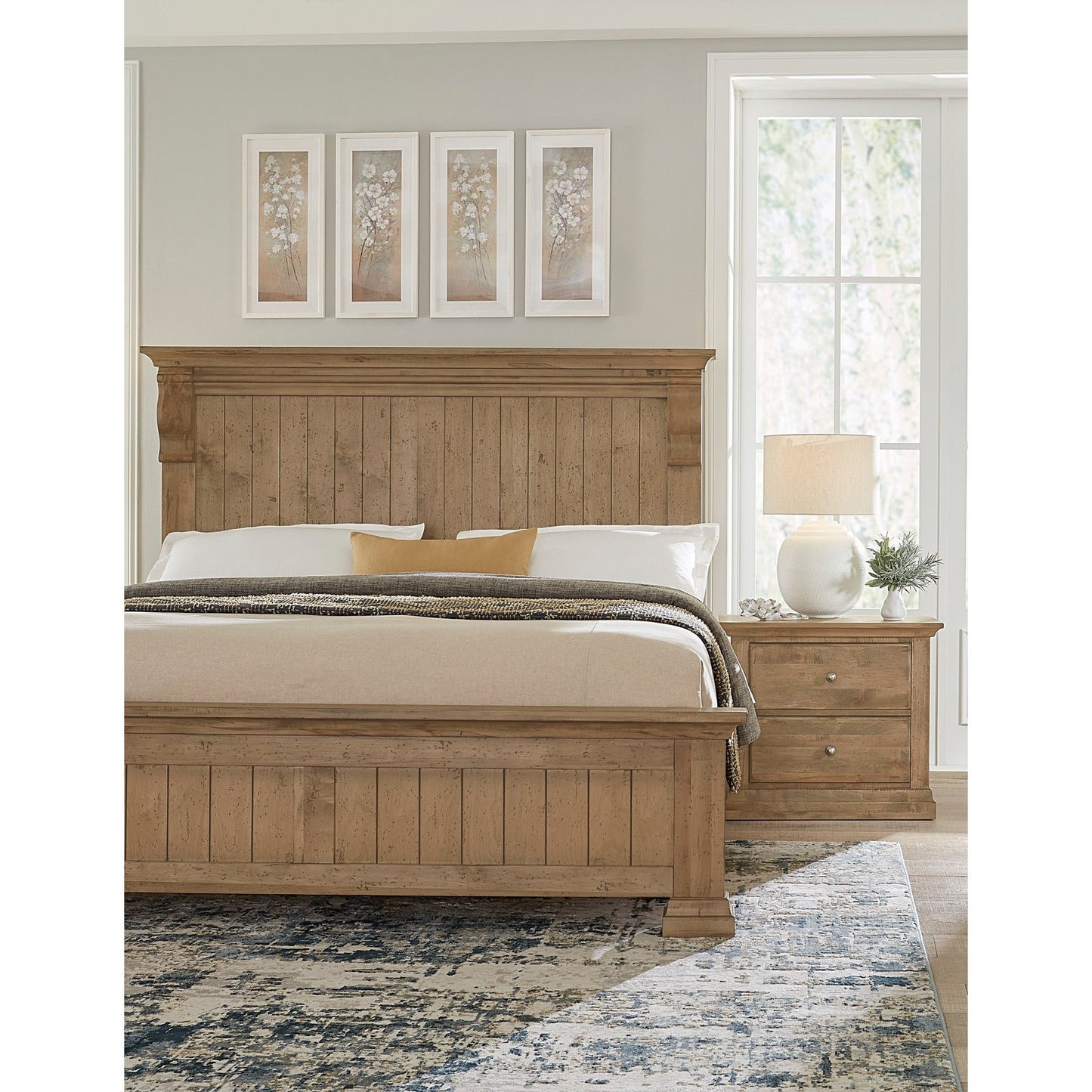 Carlisle Corbel Bed King