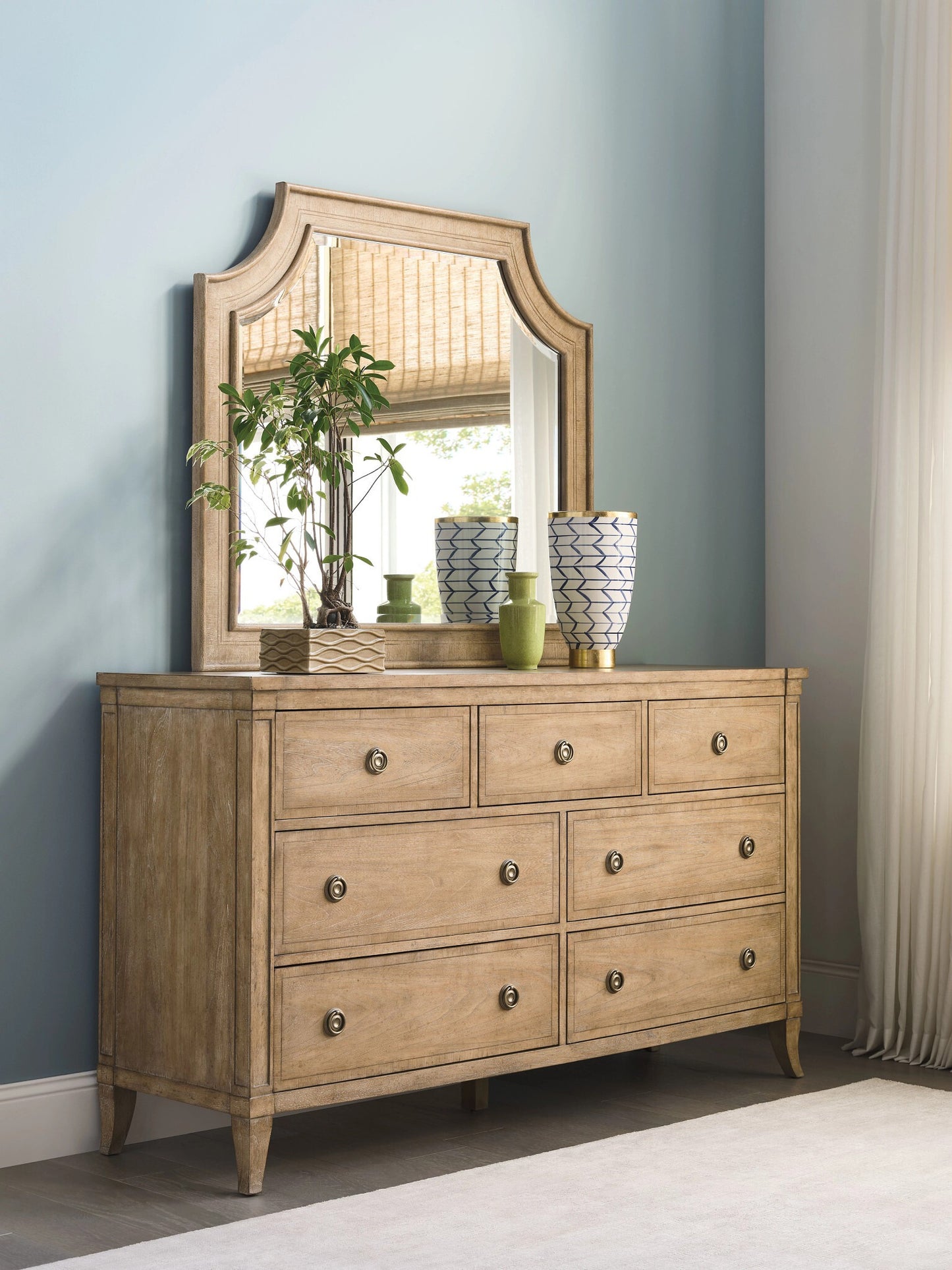 Chastain Dresser